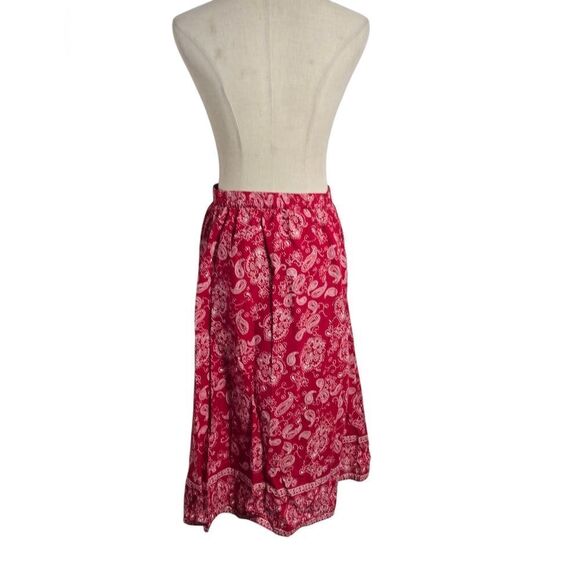 BFA Classics Vintage Red Bandana Print Skirt - Picture 4 of 7